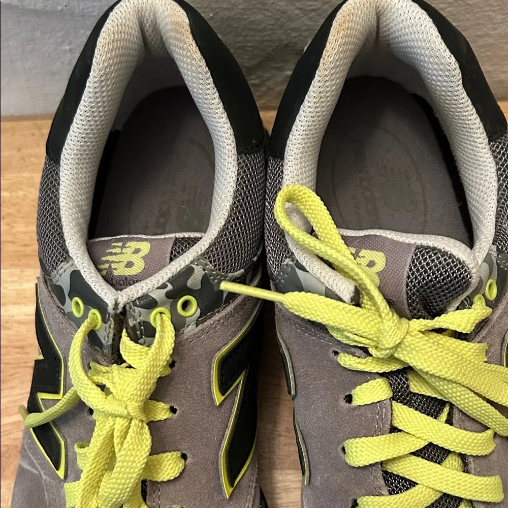 New Balance 574 Men's/womens Sneakers - Picture 3 of 6